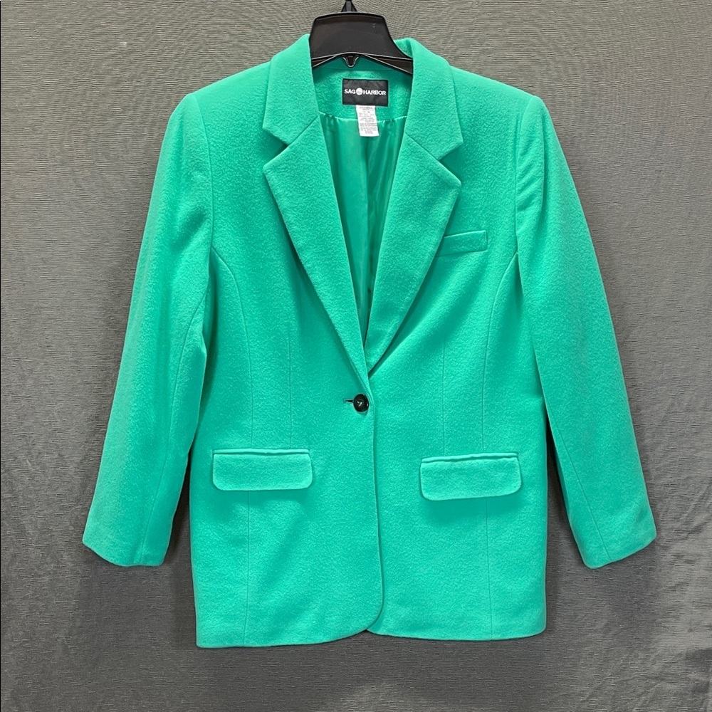 Sag Harbor Vibrant wool Green Suit Jacket